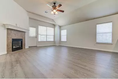 150 Stone Crest Boulevard, Buda, TX 78610 - Photo 4