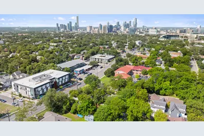 2104 E Martin Luther King Jr Boulevard, Austin, TX 78702 - Photo 1