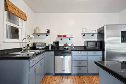 2104 E Martin Luther King Jr Boulevard, Austin, TX 78702 - Photo 8