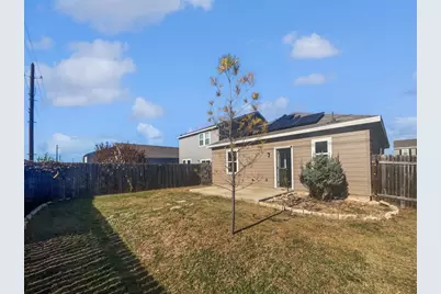 329 Wonderful Life Way, Jarrell, TX 76537 - Photo 14