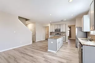 153 Marcheeta Way, Leander, TX 78641 - Photo 4
