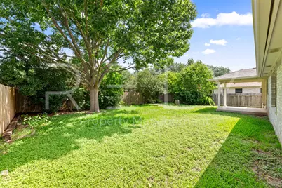 1106 Fossil Cove, Round Rock, TX 78681 - Photo 32