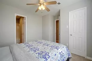 2409 Leon St, Austin, TX 78705 - Photo 10