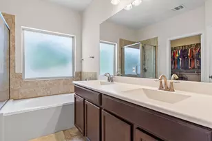 10413 Crescendo Ln, Austin, TX 78747 - Photo 18