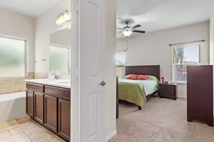10413 Crescendo Ln, Austin, TX 78747 - Photo 14