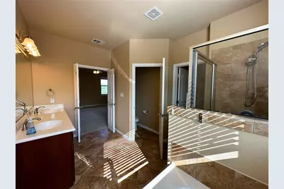 321 Braylen Cove, Austin, TX 78748 - Photo 14