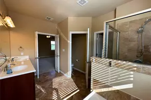 321 Braylen Cove, Austin, TX 78748 - Photo 14