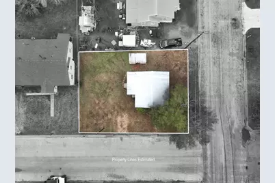 207 S Waco Street, Giddings, TX 78942 - Photo 6