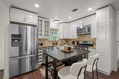 3811 Byron Drive, Austin, TX 78704 - Photo 6