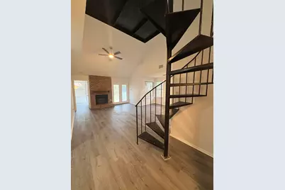 12406 Coronet Street #B, Austin, TX 78727 - Photo 4