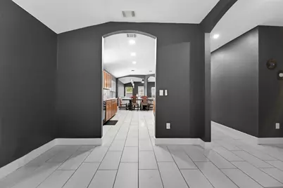 12800 Sky Harbor Drive, Del Valle, TX 78617 - Photo 6