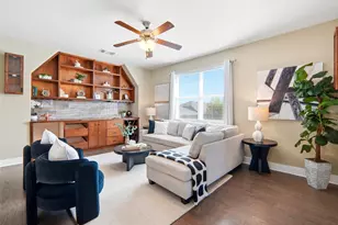 6916 Cardinal Bloom Loop, Austin, TX 78744 - Photo 16