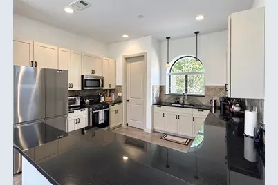 2316 Thornton Road #B, Austin, TX 78704 - Photo 6