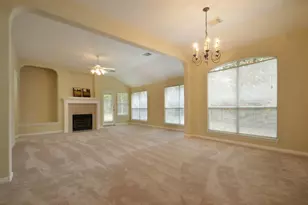 2000 Maize Bend Dr, Austin, TX 78727 - Photo 10