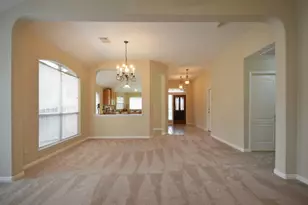 2000 Maize Bend Dr, Austin, TX 78727 - Photo 6