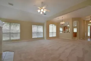 2000 Maize Bend Dr, Austin, TX 78727 - Photo 4