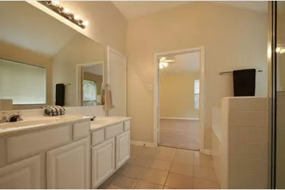 2000 Maize Bend Drive, Austin, TX 78727 - Photo 18