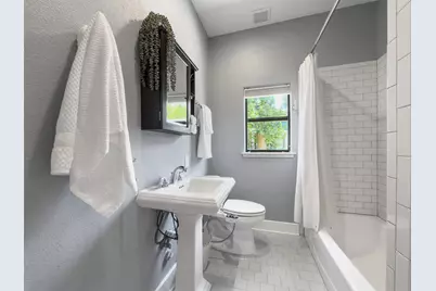 2709 Geraghty Avenue, Austin, TX 78757 - Photo 18