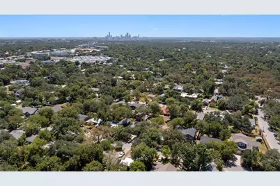 2709 Geraghty Avenue, Austin, TX 78757 - Photo 4