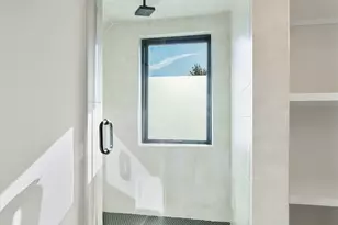 707 E Live Oak St, Austin, TX 78704 - Photo 24
