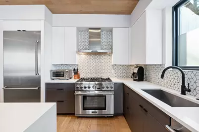 707 E Live Oak Street #A, Austin, TX 78704 - Photo 10