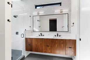 707 E Live Oak St, Austin, TX 78704 - Photo 12