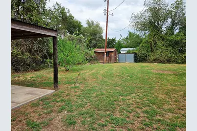 218 Waco Street, McDade, TX 78650 - Photo 20