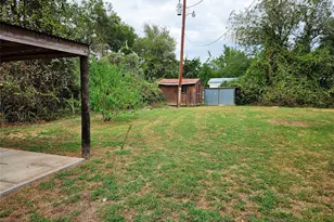 218 Waco St, McDade, TX 78650 - Photo 20