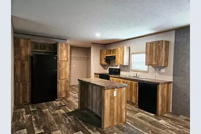 218 Waco Street, McDade, TX 78650 - Photo 2
