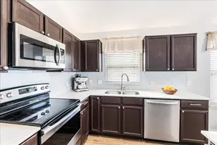 15001 Lantern Dr, Pflugerville, TX 78660 - Photo 10