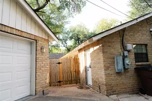 13002 Cedarhurst Cir, Austin, TX 78729 - Photo 6
