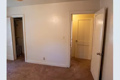 704 E Austin Avenue, Round Rock, TX 78664 - Photo 8