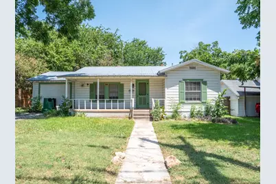 704 E Austin Avenue, Round Rock, TX 78664 - Photo 2