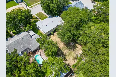 704 E Austin Avenue, Round Rock, TX 78664 - Photo 20