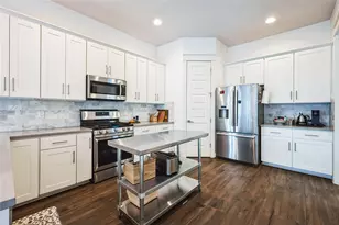 1608 Ulit Ave, Austin, TX 78702 - Photo 12