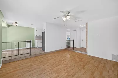211 E Lisa Drive, Austin, TX 78752 - Photo 26