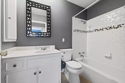 211 E Lisa Drive, Austin, TX 78752 - Photo 12