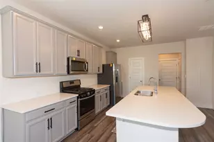 7106 Terrazzo Cottage Ln, Austin, TX 78744 - Photo 2