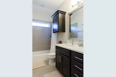 807 E 16th Street #A, Austin, TX 78702 - Photo 20