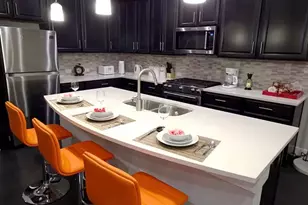 807 E 16th St, Austin, TX 78702 - Photo 4