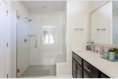 807 E 16th Street #A, Austin, TX 78702 - Photo 16