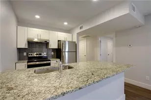 909 Reinli St, Austin, TX 78751 - Photo 2