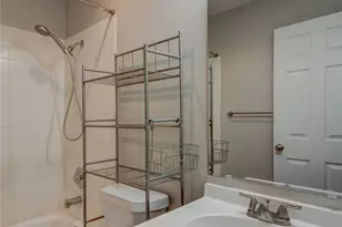 202 S College St, Georgetown, TX 78626 - Photo 12