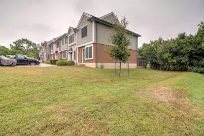 202 S College Street #2, Georgetown, TX 78626 - Photo 2