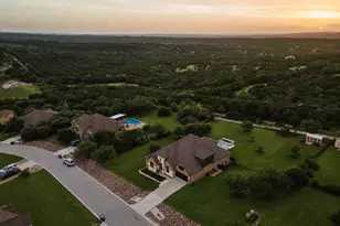 4518 Diamante Dr, Spicewood, TX 78669 - Photo 34