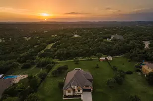 4518 Diamante Dr, Spicewood, TX 78669 - Photo 34