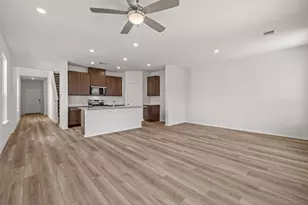 260 Feathers St, Jarrell, TX 76537 - Photo 6