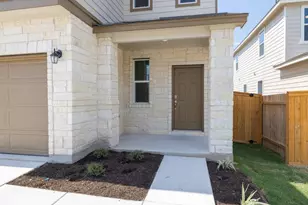 260 Feathers St, Jarrell, TX 76537 - Photo 4