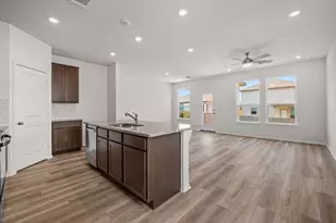260 Feathers St, Jarrell, TX 76537 - Photo 8