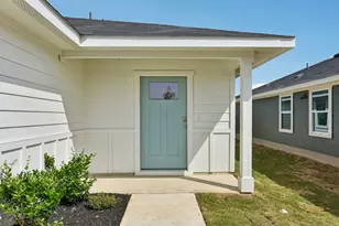 398 Ebbsfleet Dr, Uhland, TX 78640 - Photo 6